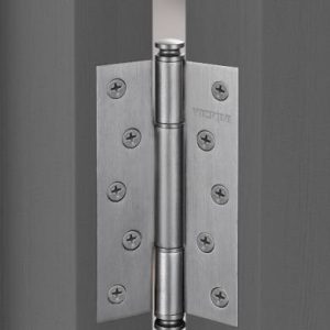 ban le cua vickini 1613983083 5